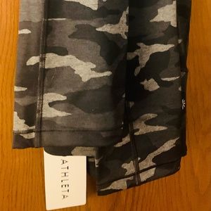 Ultimate Stash 7/8 leggings